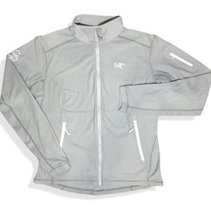 Arc’teryx Mid Layer Thermal Fleece SIZE: Woman’s L